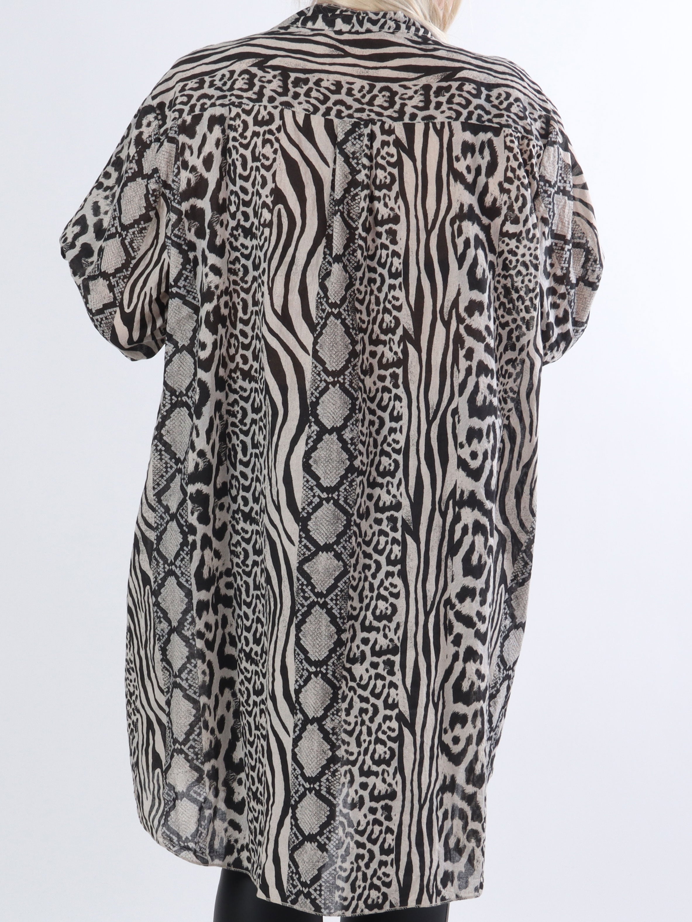 Berna Animal - Plus size skjorte i blandet dyreprint